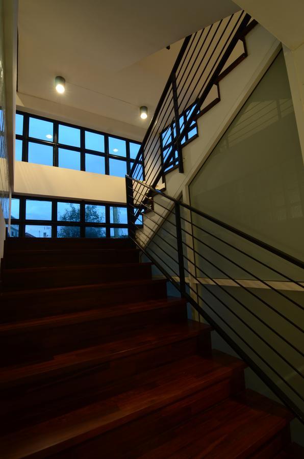 Lanna Thai Hostel Чиангмай Экстерьер фото