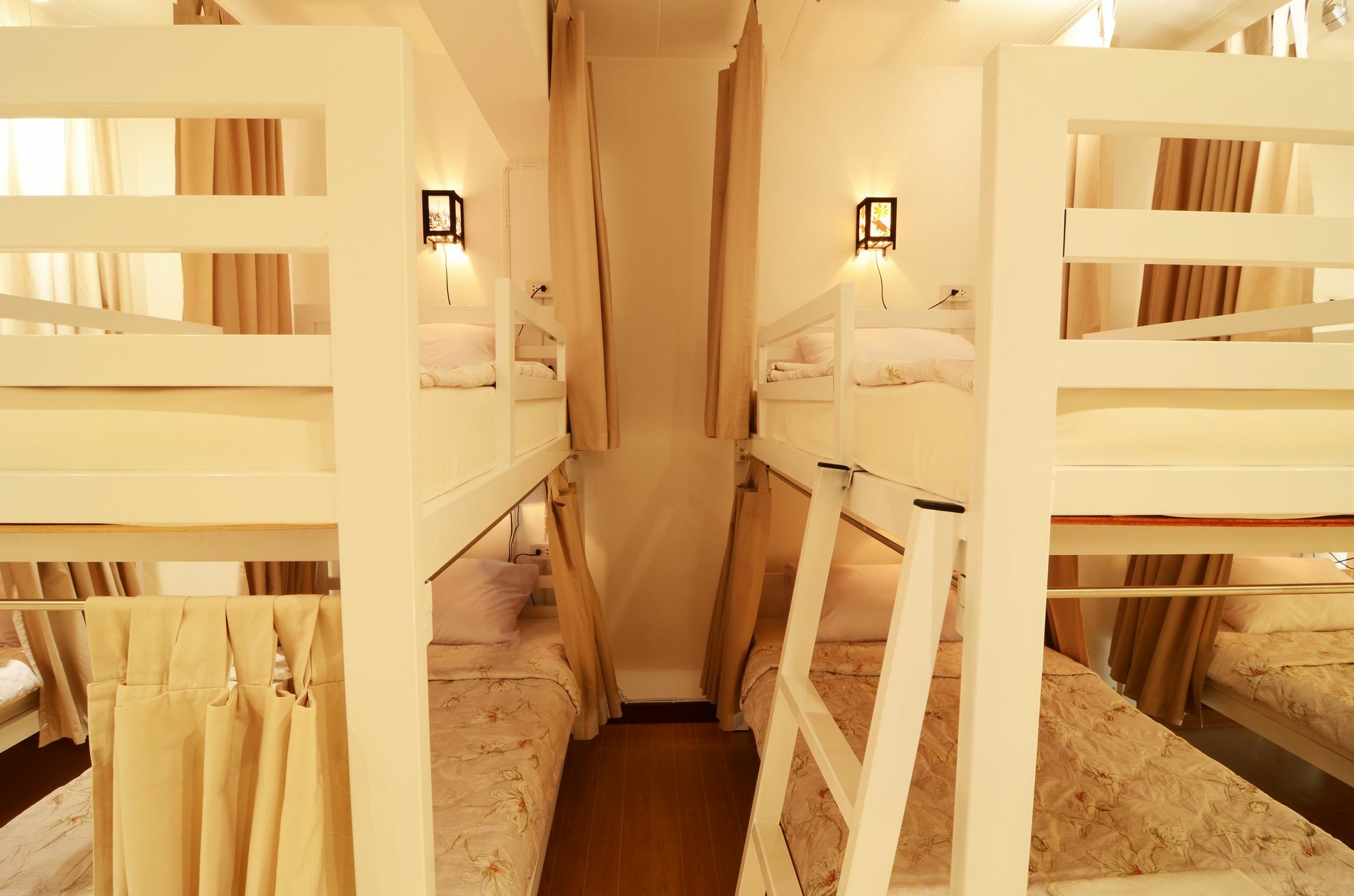 Lanna Thai Hostel Чиангмай Экстерьер фото