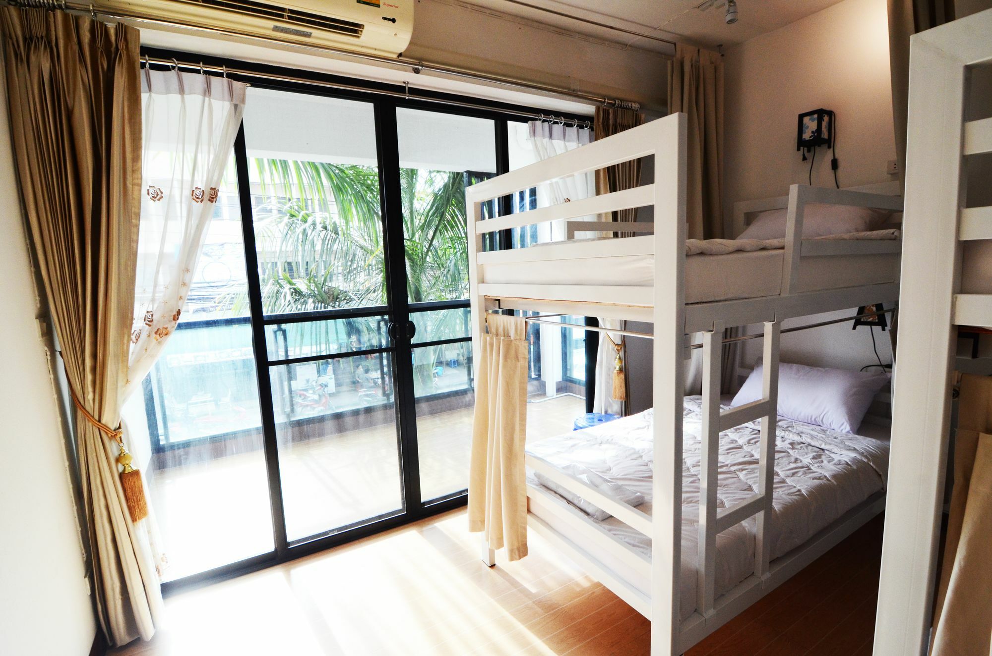 Lanna Thai Hostel Чиангмай Экстерьер фото