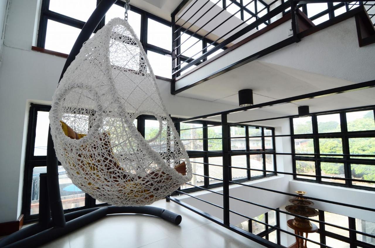 Lanna Thai Hostel Чиангмай Экстерьер фото